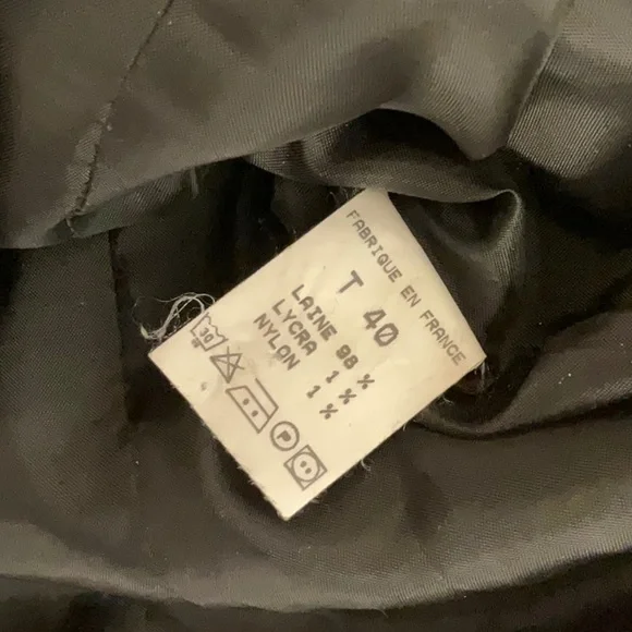 Zippered jacket - Picture 2 of 3